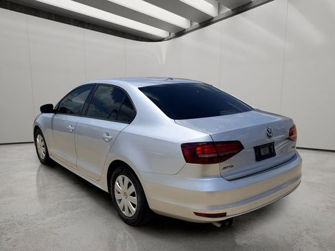Used 2016 Volkswagen Jetta S FWD image 3