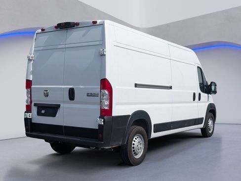 Used 2025 RAM ProMaster 2500 w/ Convenience Group FWD image 6