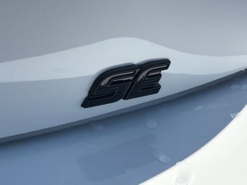New 2026 Toyota Corolla SE FWD image 15