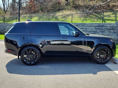 New 2026 Land Rover Range Rover SE AWD/4WD image 11