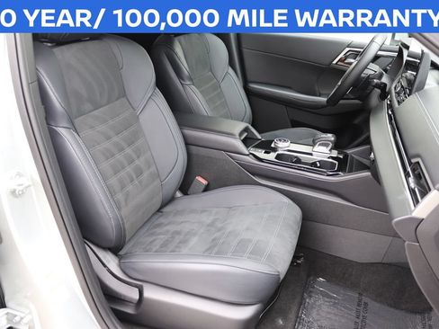 Used 2025 Mitsubishi Outlander SE AWD/4WD image 10