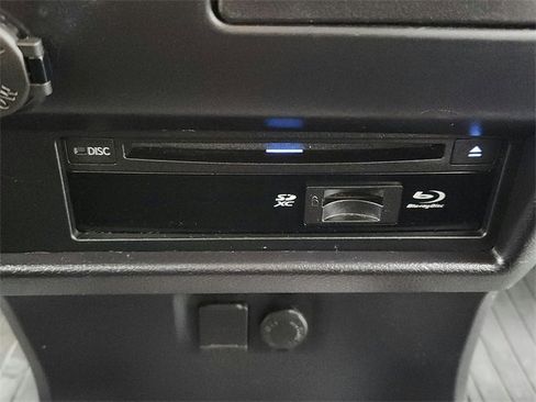 Used 2020 Toyota Sienna Limited Premium image 35