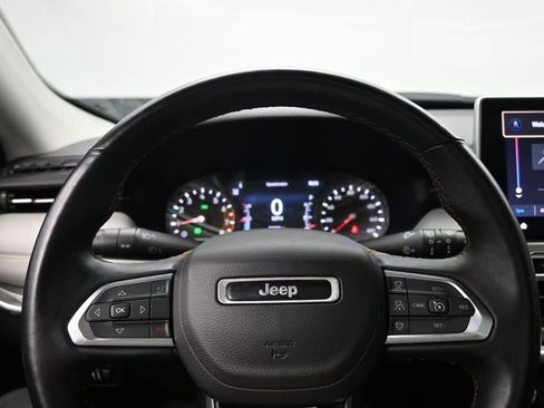 Used 2022 Jeep Compass Limited w/ Sun and Sound Group AWD/4WD image 14