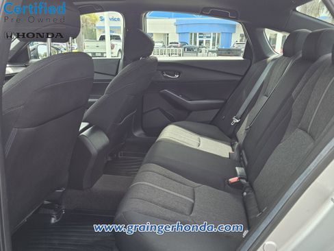 Used 2024 Honda Accord Sport image 11