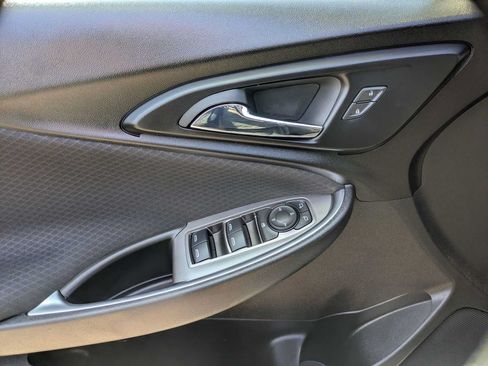 Used 2020 Chevrolet Malibu LT FWD image 6