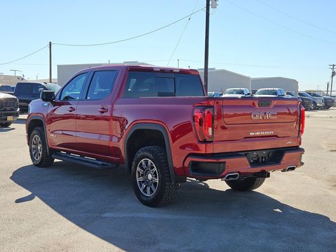 Used 2024 GMC Sierra 1500 AT4 w/ Technology Package image 5