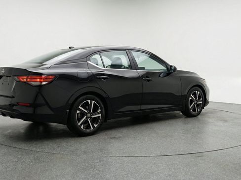 Used 2025 Nissan Sentra SV FWD image 9