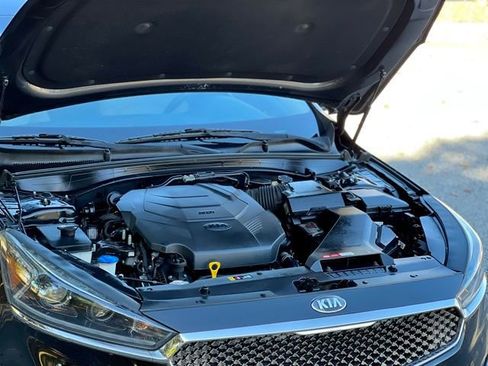 Used 2019 Kia Cadenza Premium FWD image 46