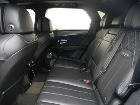 Certified 2021 Bentley Bentayga image 22