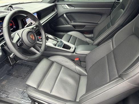 Certified 2026 Porsche 911 Carrera RWD image 4