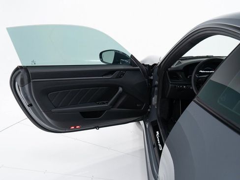 Used 2026 Porsche 911 Carrera GTS image 10