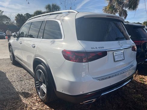 Certified 2025 Mercedes-Benz GLS 450 4MATIC image 6