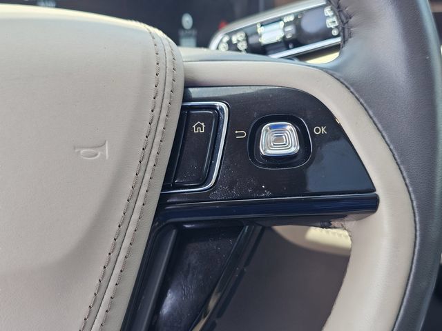 Used 2022 Lincoln Aviator Grand Touring w/ Elements Package Plus AWD/4WD image 23