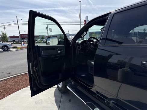 Used 2021 RAM 2500 Big Horn AWD/4WD image 10
