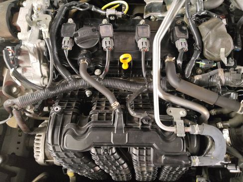 Used 2024 Nissan Altima 2.5 SV image 30