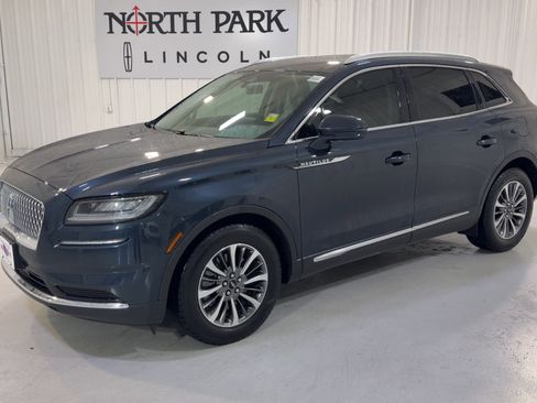 Used 2023 Lincoln Nautilus AWD w/ Premium Package image 5
