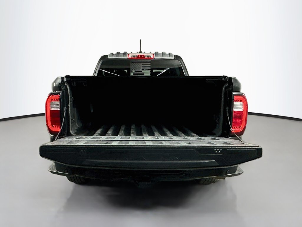Used 2024 GMC Canyon AT4 w/ Technology Package AWD/4WD image 29