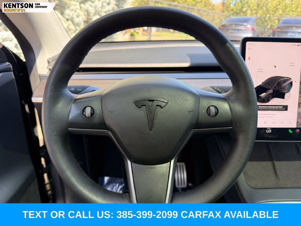 Used 2024 Tesla Model Y Performance AWD/4WD image 14