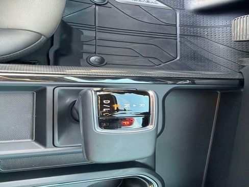 Used 2024 Chevrolet Silverado 1500 ZR2 w/ Technology Package image 36