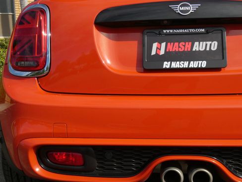 Used 2021 MINI Cooper S image 11