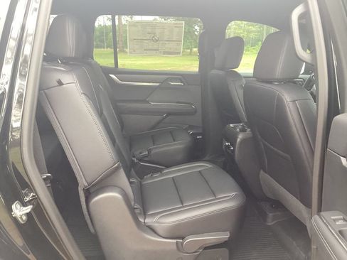 New 2026 GMC Acadia Elevation w/ Elevation Premium Package FWD image 19