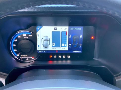 Used 2023 Ford Bronco Outer Banks w/ Sasquatch Package image 25