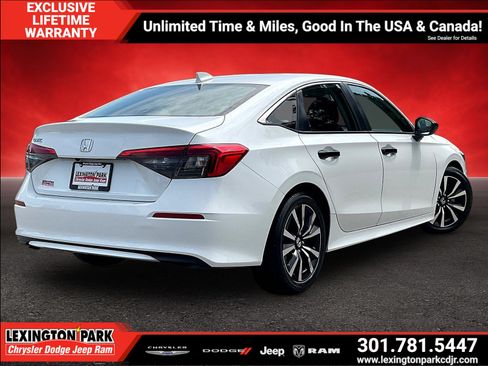 Used 2022 Honda Civic EX image 5