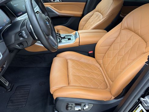 Used 2023 BMW X5 xDrive40i w/ M Sport Package AWD/4WD image 5