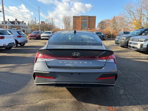 New 2026 Hyundai Elantra Sport image 6