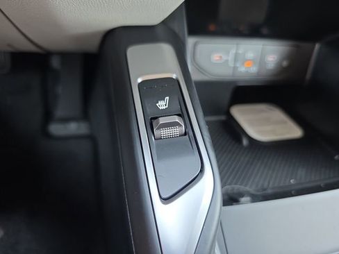 New 2026 Kia Sorento S FWD image 13