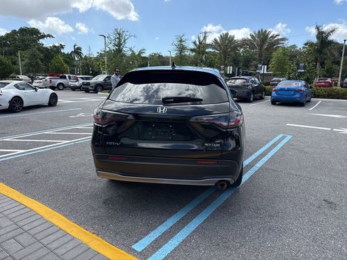 Used 2023 Honda HR-V Sport image 6