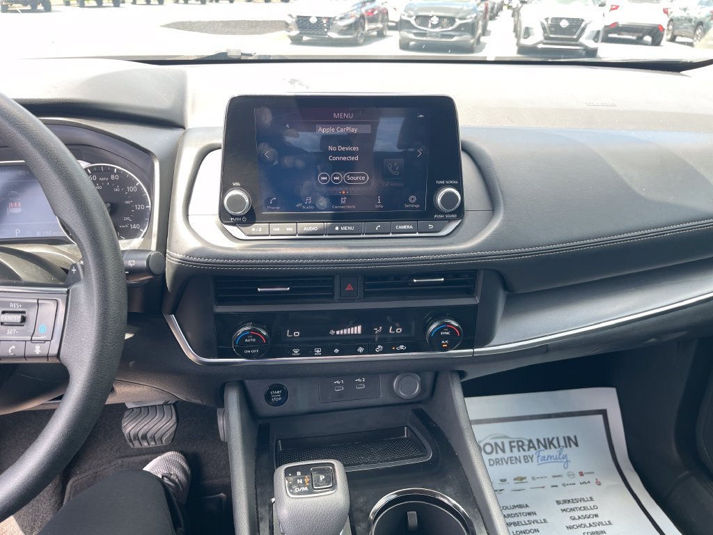 Used 2024 Nissan Rogue SV AWD/4WD image 20