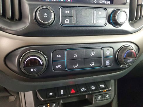 Used 2020 Chevrolet Colorado Z71 image 19