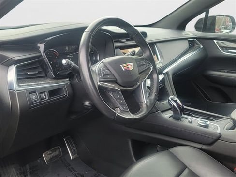 Used 2022 Cadillac XT5 Sportv image 12