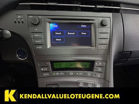 Used 2012 Toyota Prius Two FWD image 17