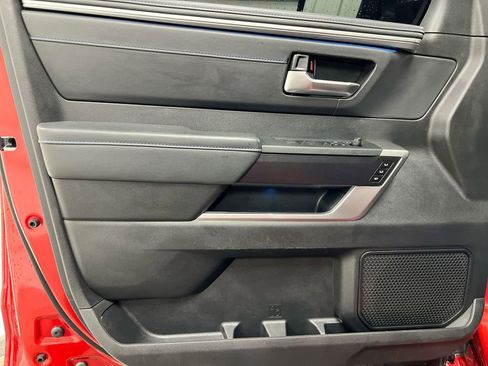 Used 2023 Toyota Sequoia Platinum AWD/4WD image 21