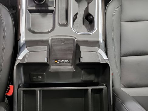 Certified 2025 Chevrolet Silverado 1500 LT Trail Boss w/ Convenience Package II image 17