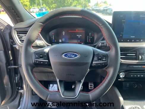 Used 2023 Ford Escape ST-Line w/ Tech Pack #1 AWD/4WD image 13