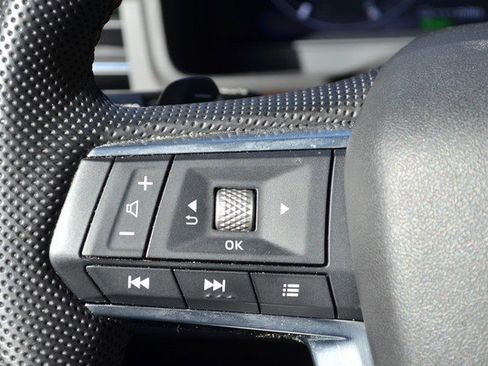 Used 2023 Mitsubishi Outlander SEL image 20