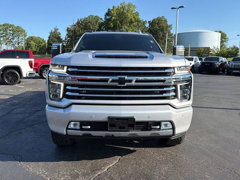 Used 2022 Chevrolet Silverado 2500 High Country w/ LPO, Hitch Package AWD/4WD image 2