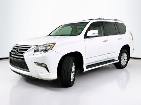 Used 2015 Lexus GX 460 w/ Premium Package AWD/4WD image 2