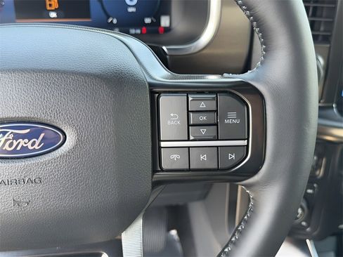 New 2025 Ford F150 Platinum w/ FX4 Off-Road Package image 17