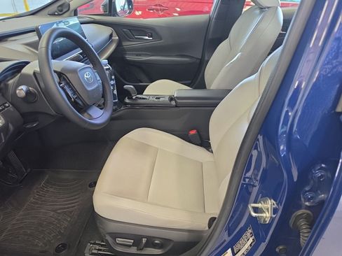 Used 2023 Toyota Prius Limited w/ Limited Premium Package AWD/4WD image 17