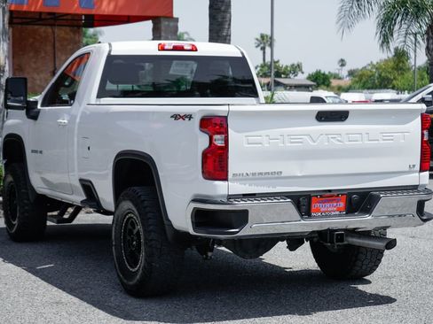 Used 2022 Chevrolet Silverado 2500 LT w/ Convenience Package AWD/4WD image 6