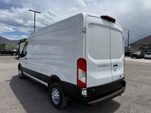 Used 2020 Ford Transit 250 Medium Roof AWD image 5