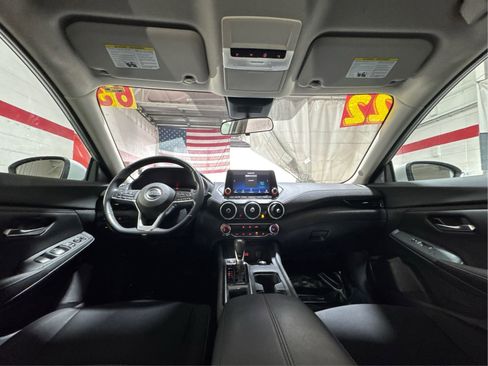 Used 2022 Nissan Sentra SV image 19