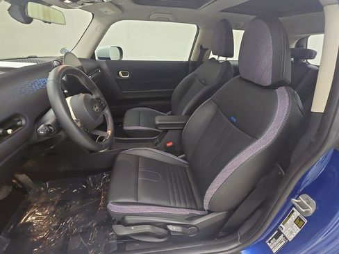 Certified 2025 MINI Cooper S image 12