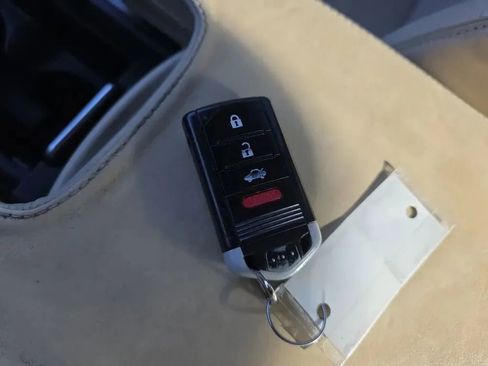 Used 2012 Acura TL w/ Technology Package image 30