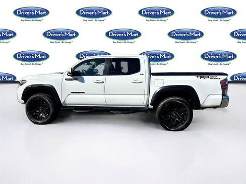Used 2021 Toyota Tacoma TRD Off-Road RWD image 4