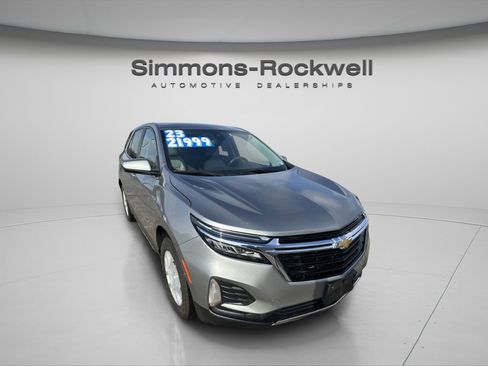 Used 2023 Chevrolet Equinox LT image 1